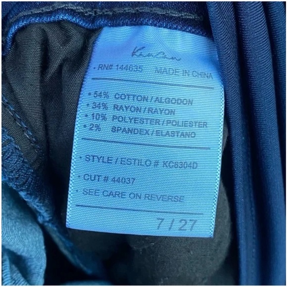 KanCan Maternity Flare Jeans Dark Wash Size 27 - Picture 11 of 11